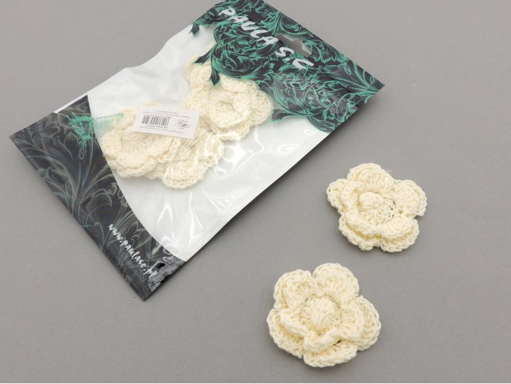 Gėlytės megztos 6vnt.