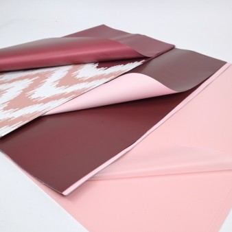 Arriving Wrapping Paper for Flowers