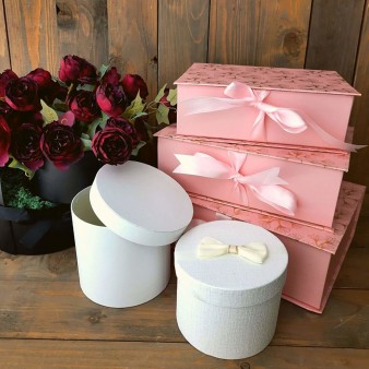 Atvykstančios dėžutės