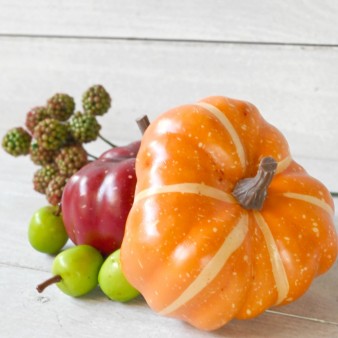 Dirbtinės uogos ir vaisiai